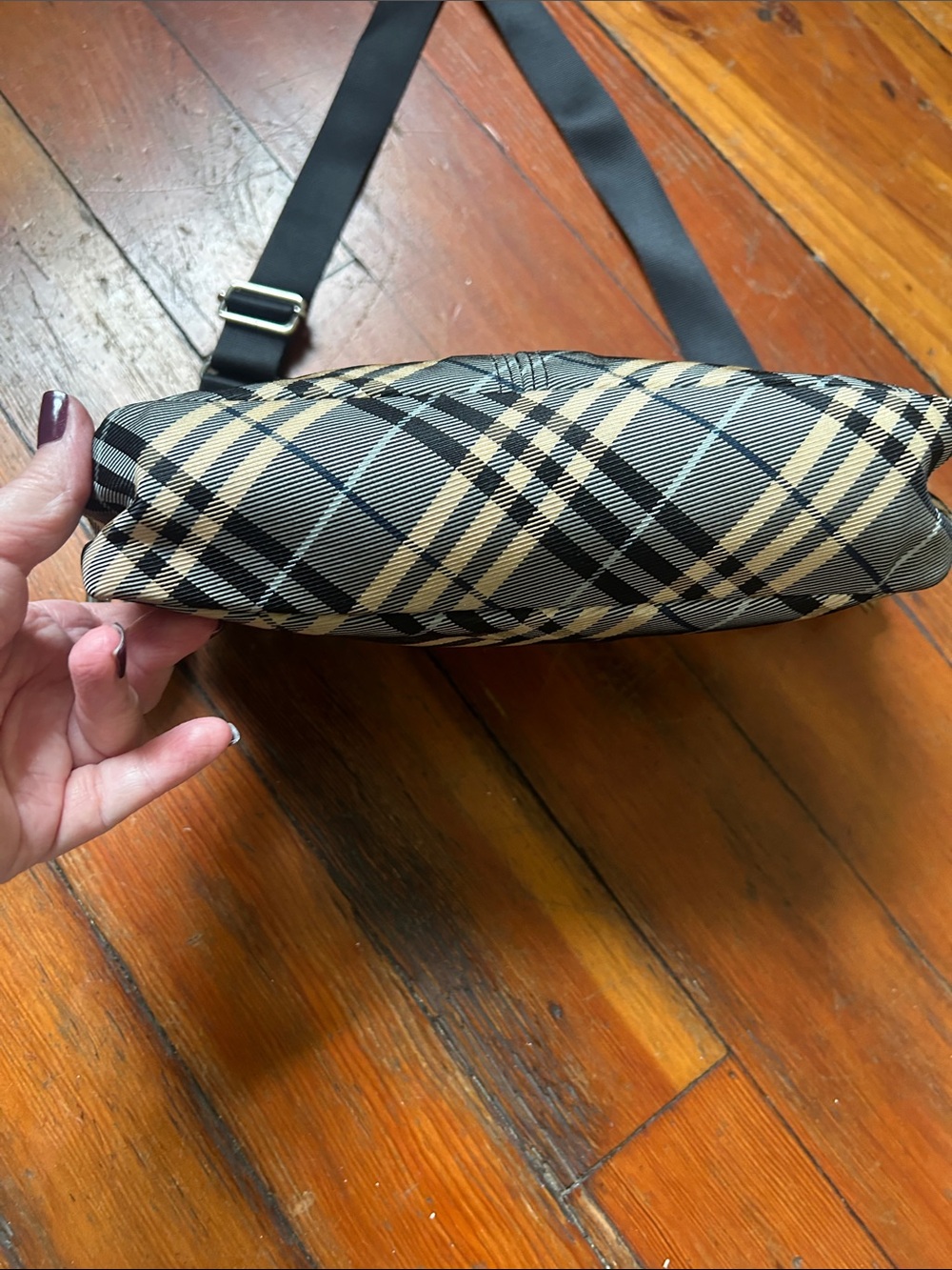 Burberry Blue Label Check Nova Crossing crossbody - Picture 6 of 17